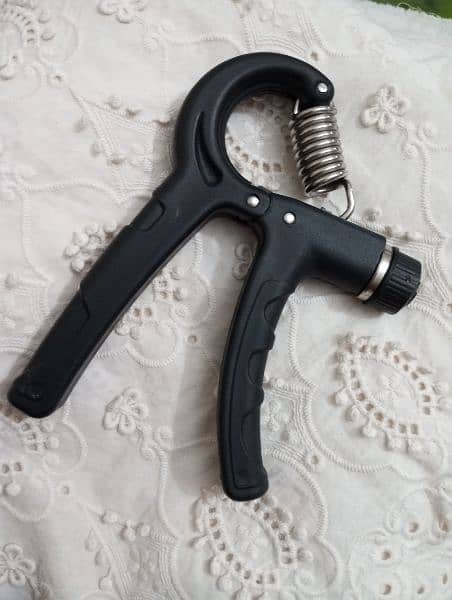 Hand gripper 1