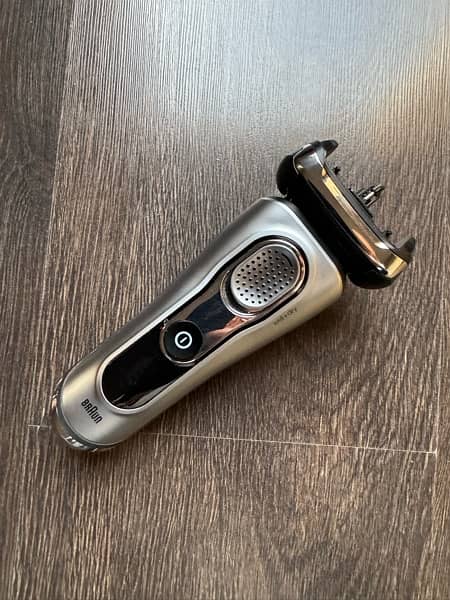 Braun Series 9 Electric Shaver 0