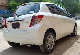 Toyota Vitz 2012  / 15 jewela