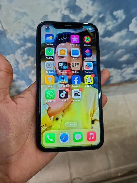 iphone XR 3