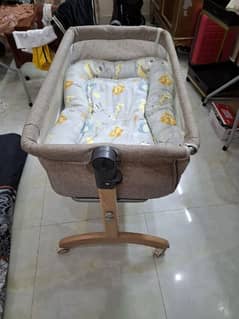 baby cot