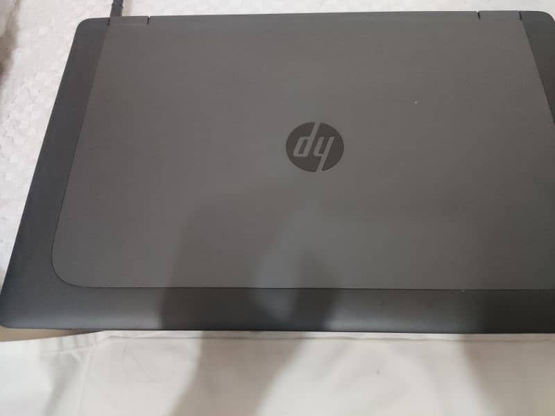 Hp elite book Z series Core i 7 256 ssd 500 hd 16 gb ram 1