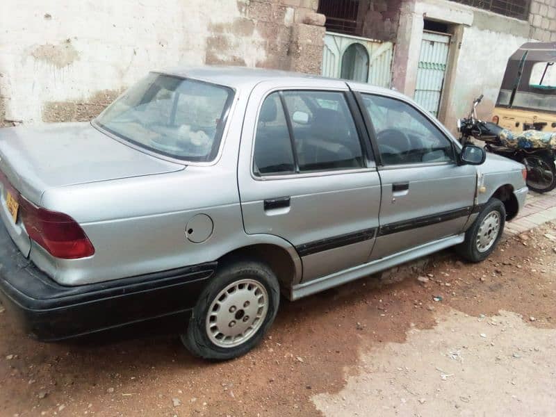 Mitsubishi Lancer model 1990 urjent sale 3