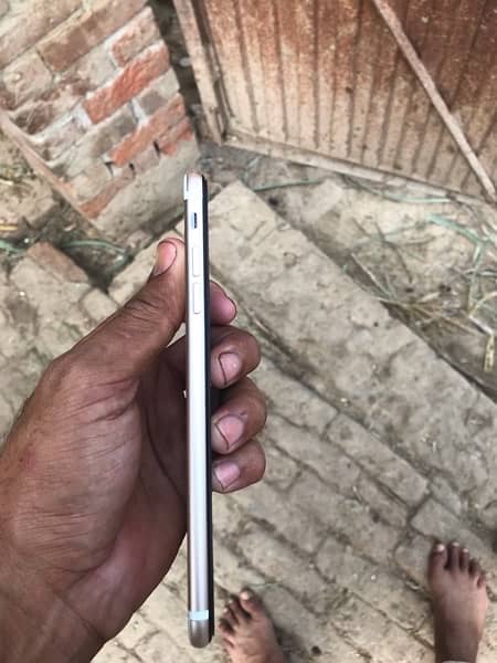 I phone 7plus pta 128Gb 03221940056 4