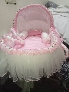 New born baby basket