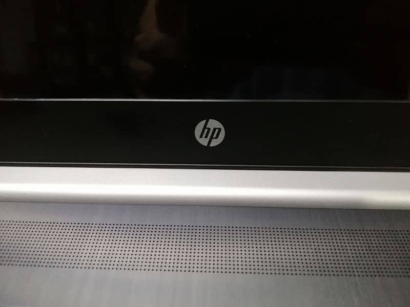 hp probook 450 G5 15.6 inches with num pad 7