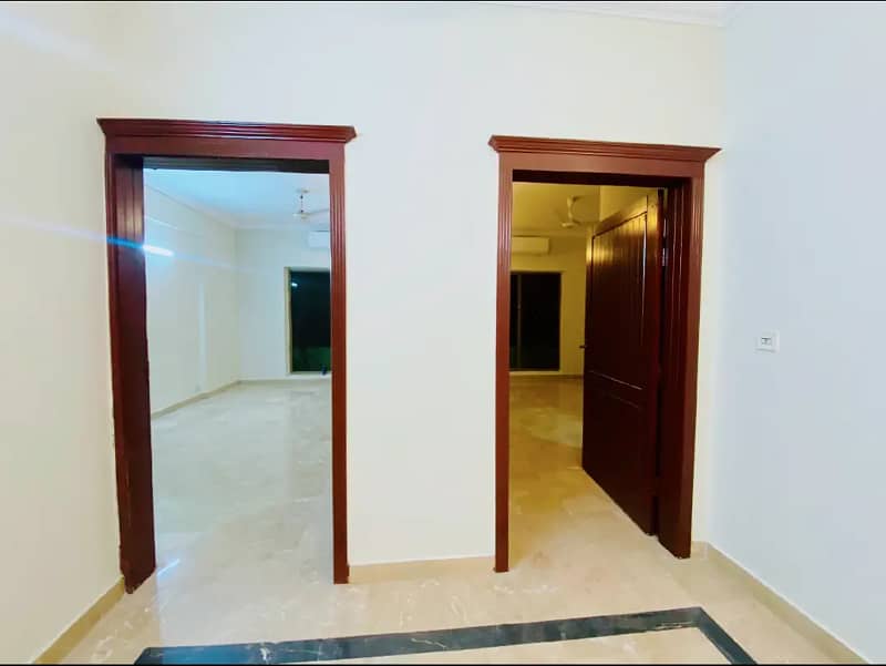 F-11 Markaz 2 Bed 2 Bath TV Lounge Kitchen Car Parking Apartment Available For Rent In F-11 Markaz Islamabad 6