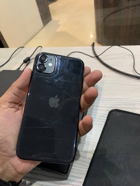 Iphone 11 64GB FU 4