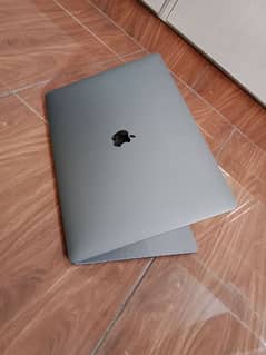 MacBook