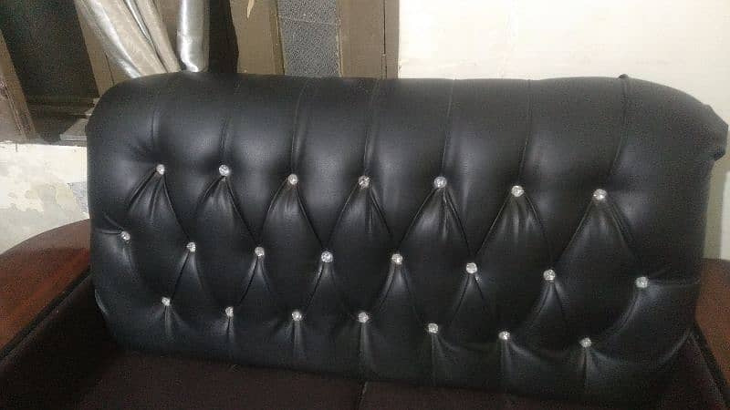 Leather Sofa for sale 0