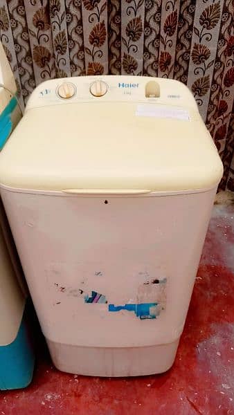 washing machine and spinner for sell. . Good condition 6