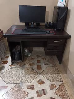 Computer Table