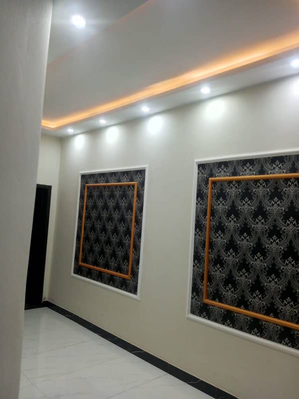 Brand New 10 Marla Full House in Nawab Town for Rent - Perfect for Families or Offices 0