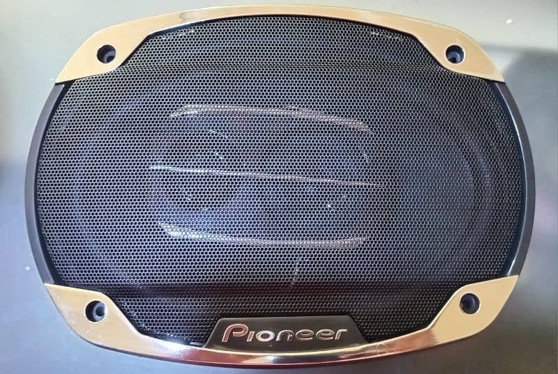 Pioneer Car Speaker 6975 V2R 4