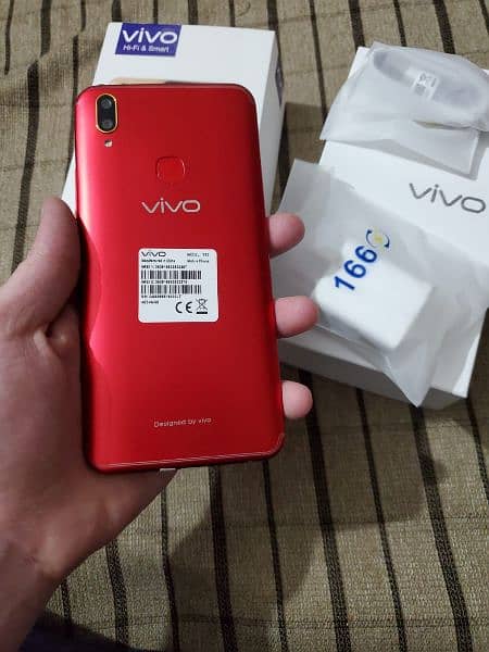 Vivo y85 4gb 64 gb box pack pta Approved 3