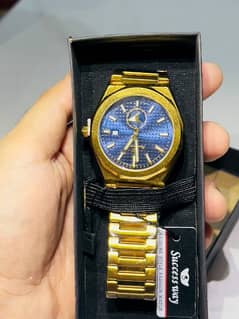 Success Way Golden Watch Available on retail Price