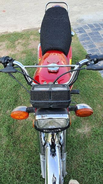 Honda CG 125 22 model like new 4000km drive 4