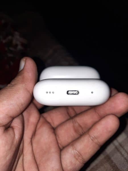 Apple airpods pro 2 4