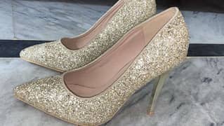 golden heels