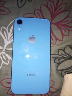 iPhone xr 10 by 10 condition only battery change  true tone ok face ok