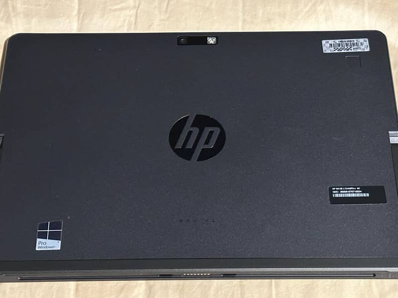 HP Pro x2 Touchscreen Laptop and Tablet 0