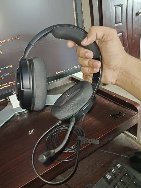 Corsair Orignal Headphones With 7.1 Surround 4