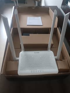 Tenda HG10 Dualband Fiber Router AC1200 Wi-Fi xPON ONT