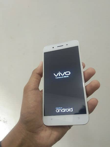 VIVO y66 1