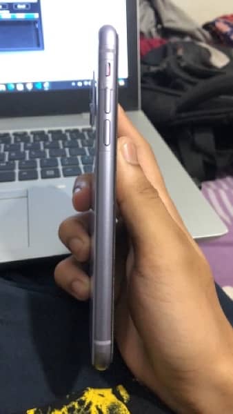 Iphone 11 factory unlock 64gb 2