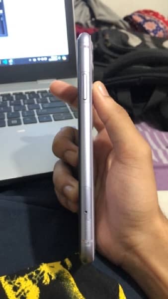 Iphone 11 factory unlock 64gb 3