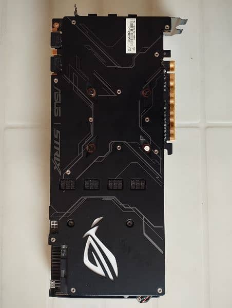 ASUS-ROG-STRIX-GTX-1080 8GB DDR5X 1