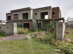 Spacious 1 Kanal Grey Structure House Available For Sale In Khayaban-E-Amin - Block Q