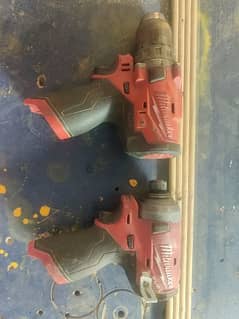 Milwaukee 12v drill & driver