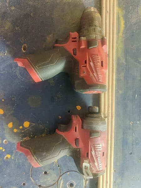 Milwaukee 12v drill & driver 0