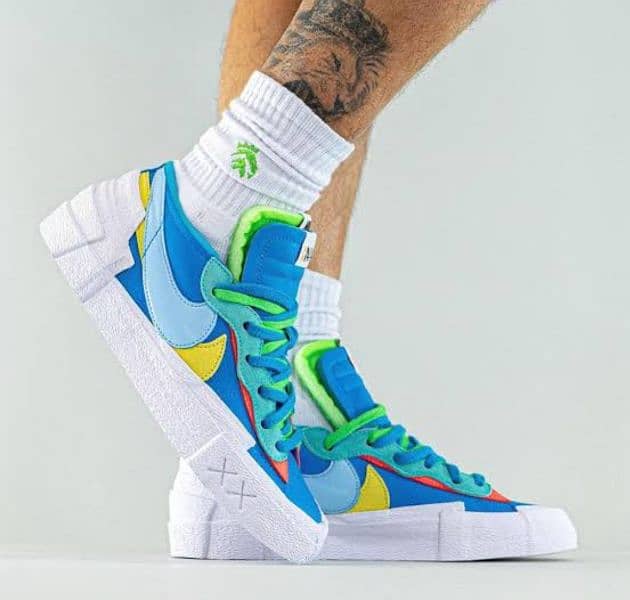 Blazer Low Sacai KAWS Neptune Blue SNEAKERS 2