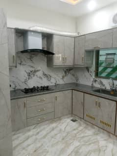 10 Marla Brand New House For Rent Bahria Town Lahore