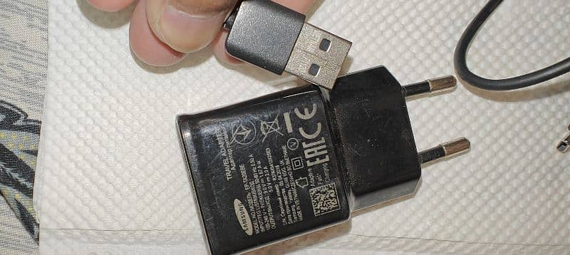 Samsung S8, original charger with original type c data cable 1