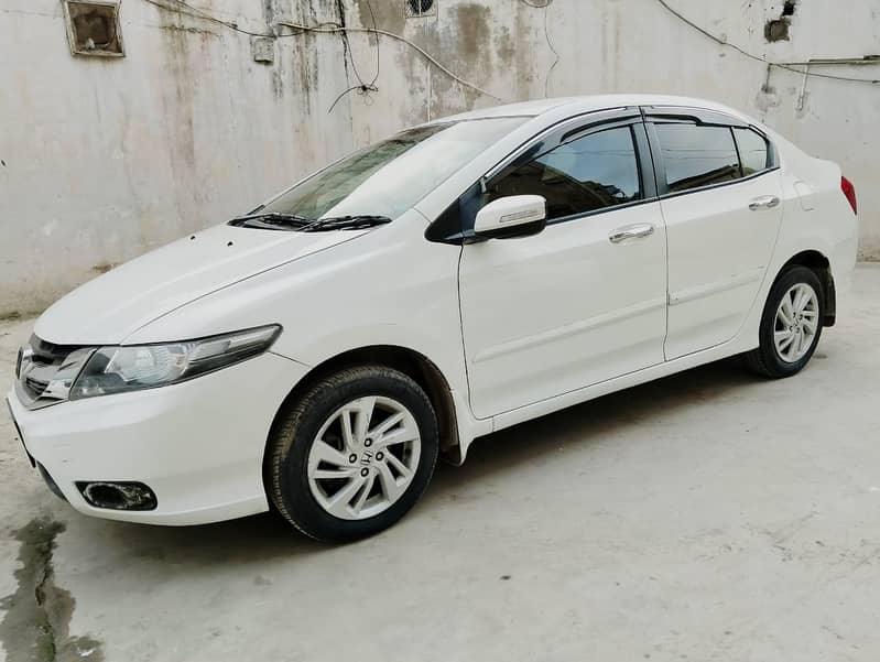 Honda City Aspire Model 2020 1.5 Full Option. 3