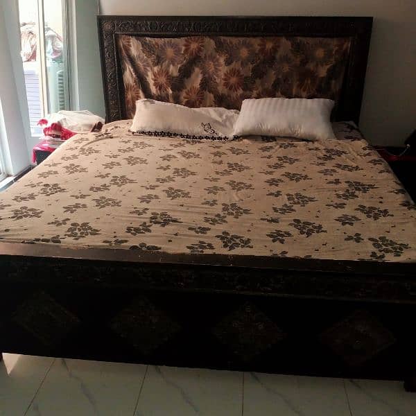 wood bed for sale 0