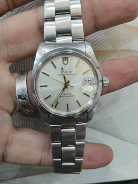 I buy old watches Rolex Omega Cartiar IWC Tudor Piaget Chopard RM Tag 1