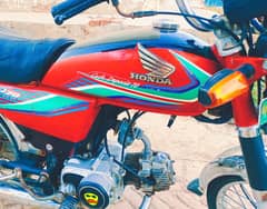 Honda CD70 16/2017 Sahiwal number good Condition