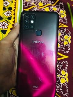 AOA I AM SELLING MY PHONE INFINIX HOT 10