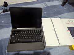 Apple iPad 8 gen with keyboard and Pencil