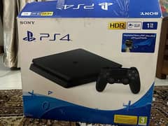 PS4 Slim 1TB Not-Jailbreak With Original Box and Controller