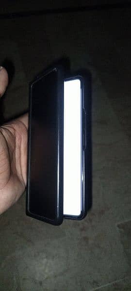 Samsung Galaxy fold 3 urgent sale 8