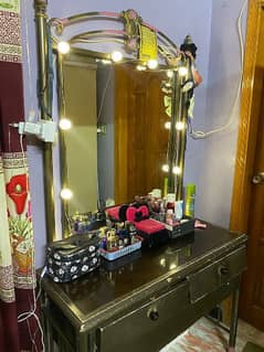 dressing table