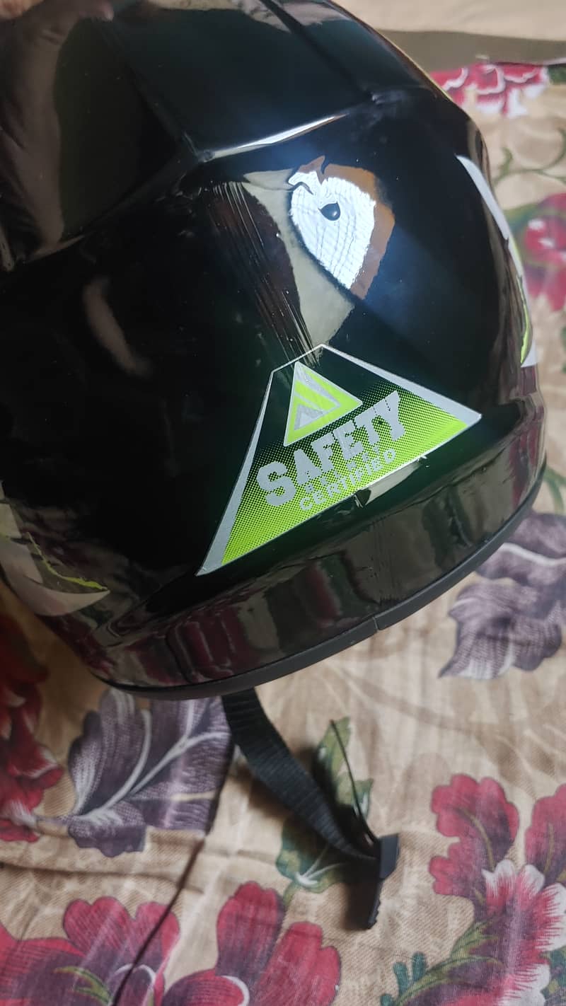 brand new helmet 3