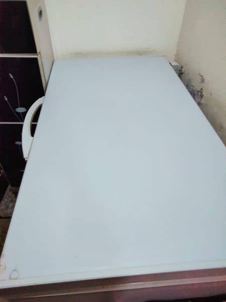 Dawlance freezer new and excellent condition 0