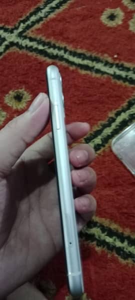 iPhone 11 non pta jv 64GB sim working 1