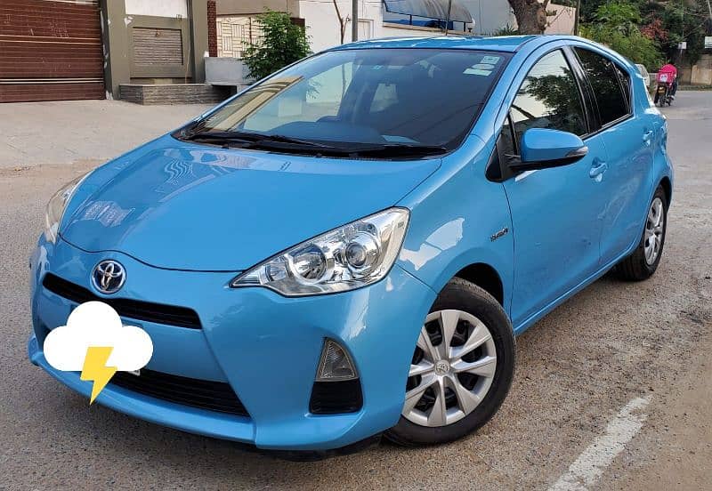 Toyota Aqua 2013 0